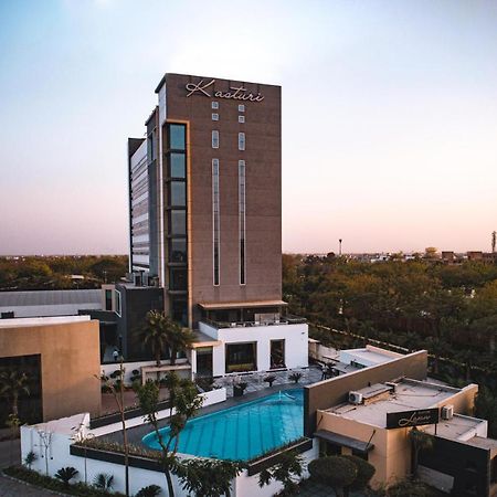 Hotel Kasturi Orchid Pāl Dış mekan fotoğraf