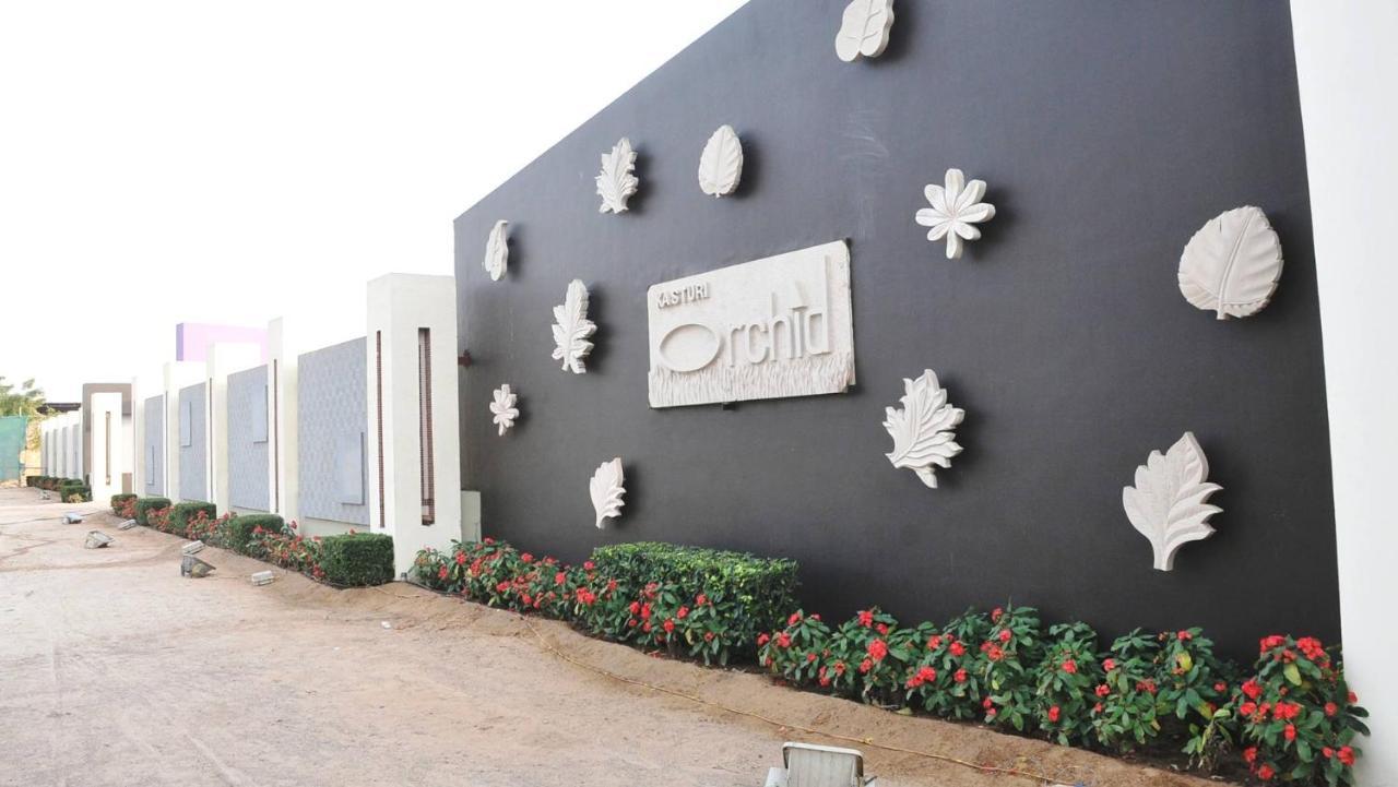 Hotel Kasturi Orchid Pāl Dış mekan fotoğraf