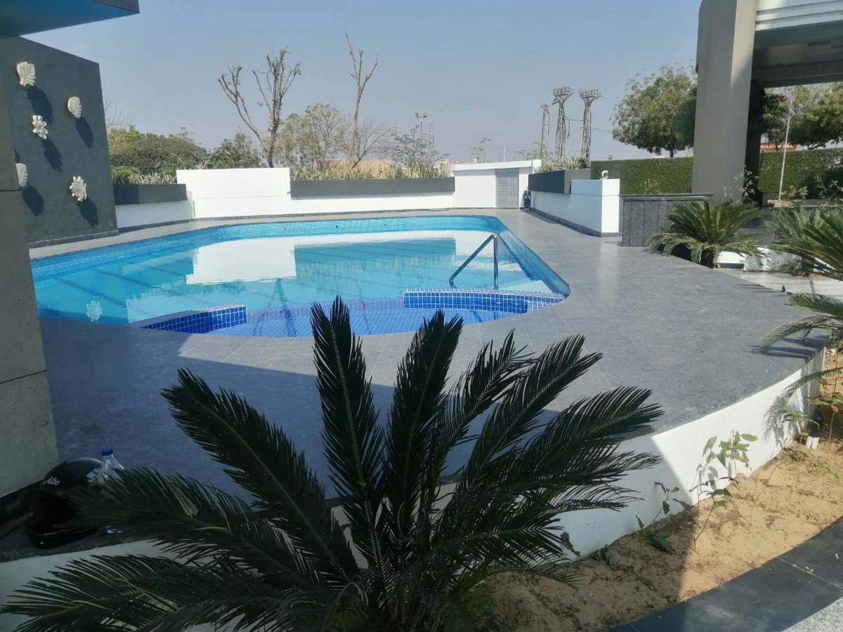 Hotel Kasturi Orchid Pāl Dış mekan fotoğraf