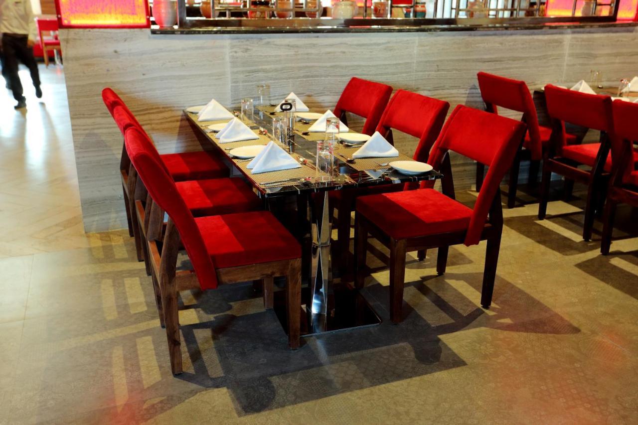 Hotel Kasturi Orchid Pāl Dış mekan fotoğraf