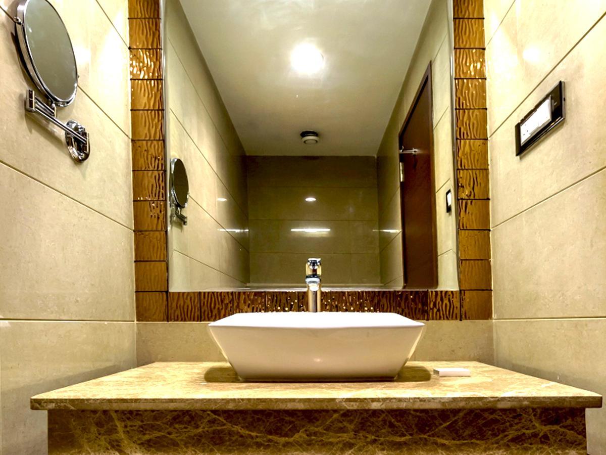 Hotel Kasturi Orchid Pāl Dış mekan fotoğraf