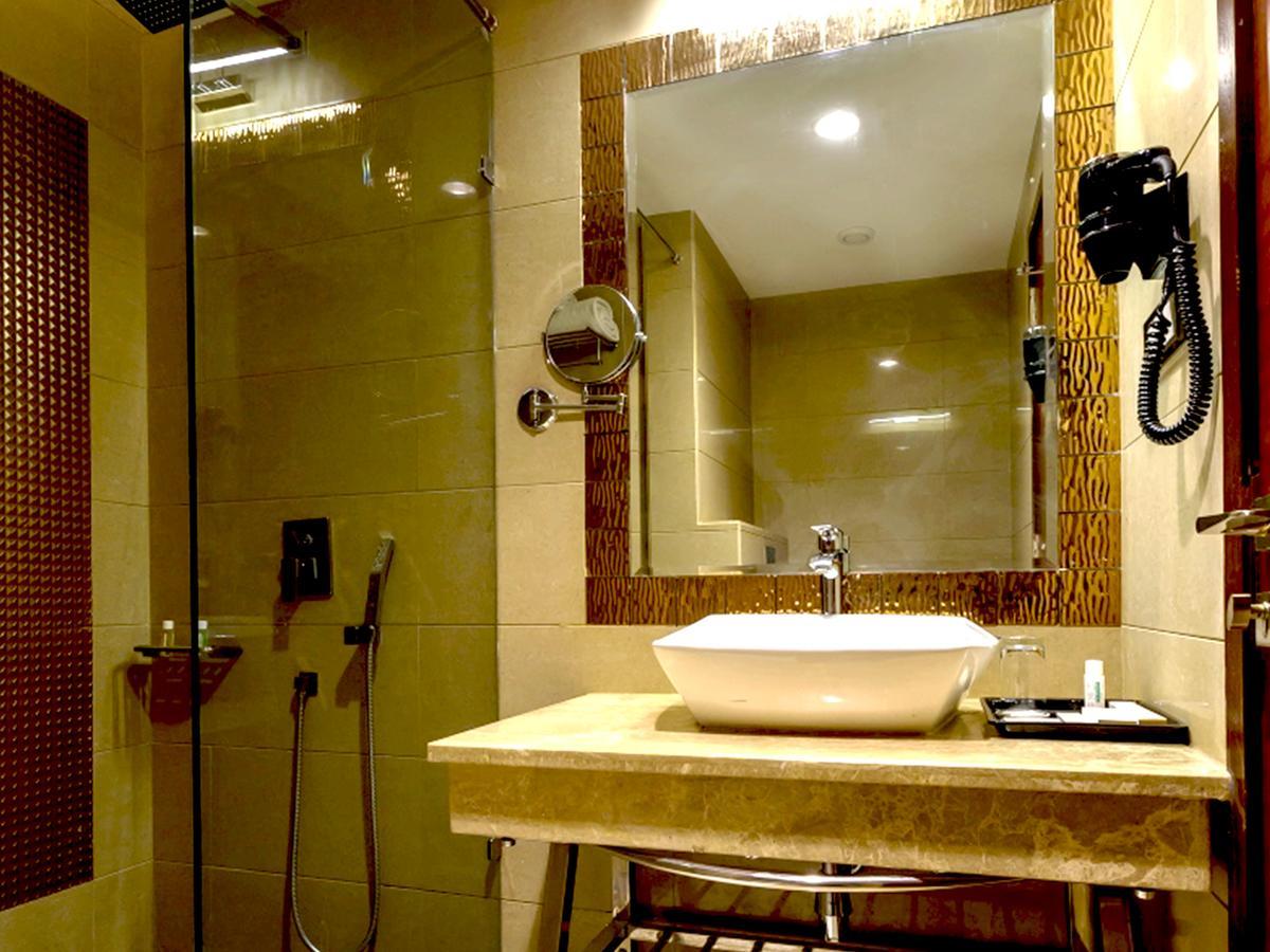 Hotel Kasturi Orchid Pāl Dış mekan fotoğraf
