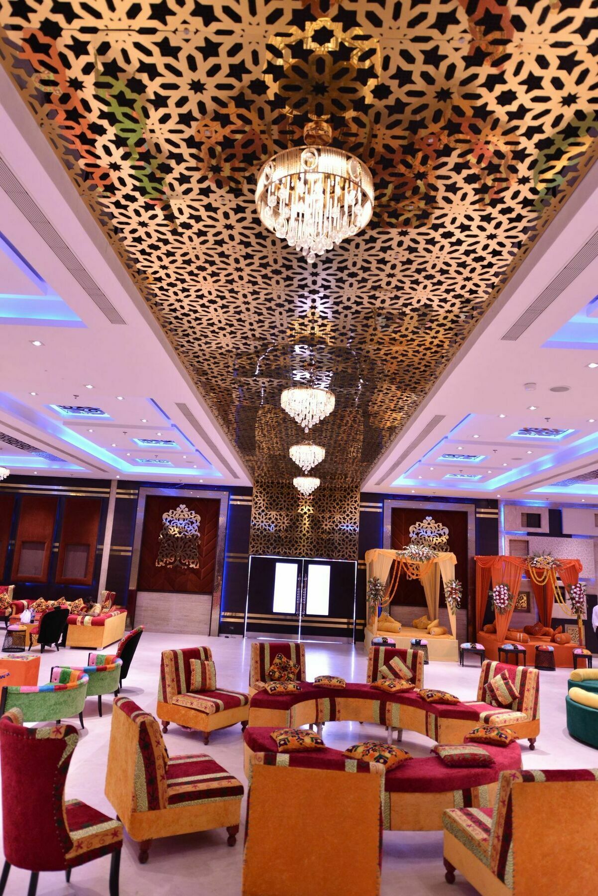 Hotel Kasturi Orchid Pāl Dış mekan fotoğraf